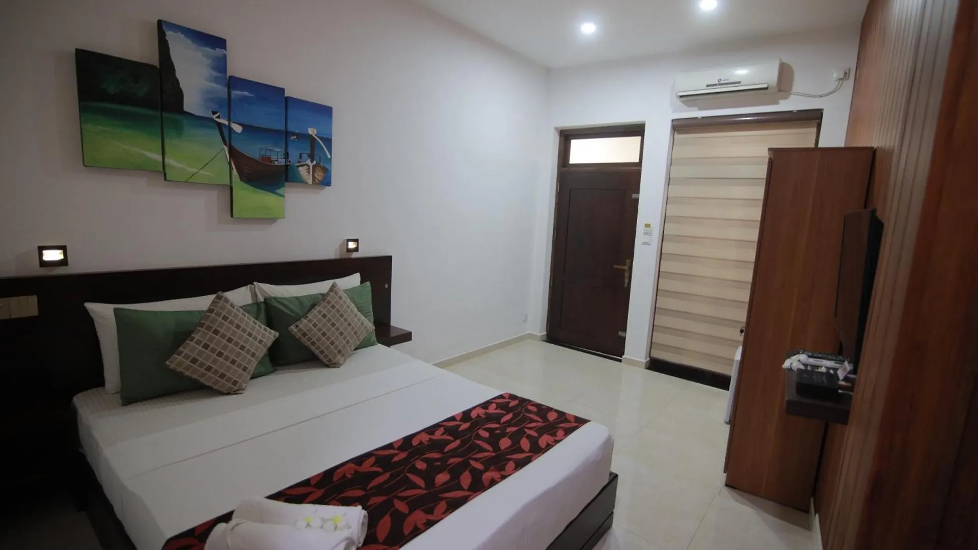 D Plus B&B Negombo 2*,